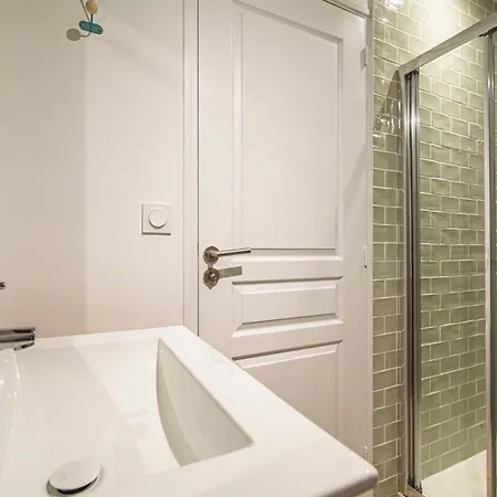 Le Seventies - Exceptionnel 4 & Billard * رانس